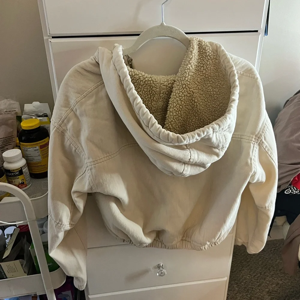 Ashley Cream Hooded Jacket - Picture 2 of 3